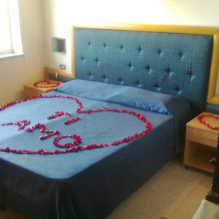 Astor 2 Bed & Breakfast Taranto